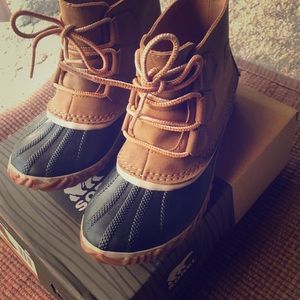 Sorel Women’s duck boots size 6.5